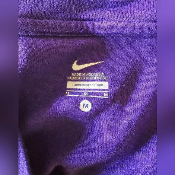 NIKE Womans LSU Tigers Football Purple Shirt SzMed - Picture 2 of 3